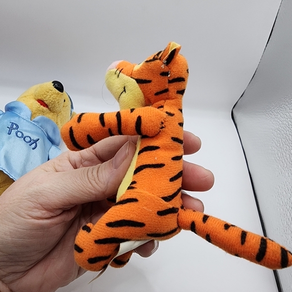 Pooh Tigger Piglet Plush Lot Stuffed 5-6" Vintage - Picture 5 of 9
